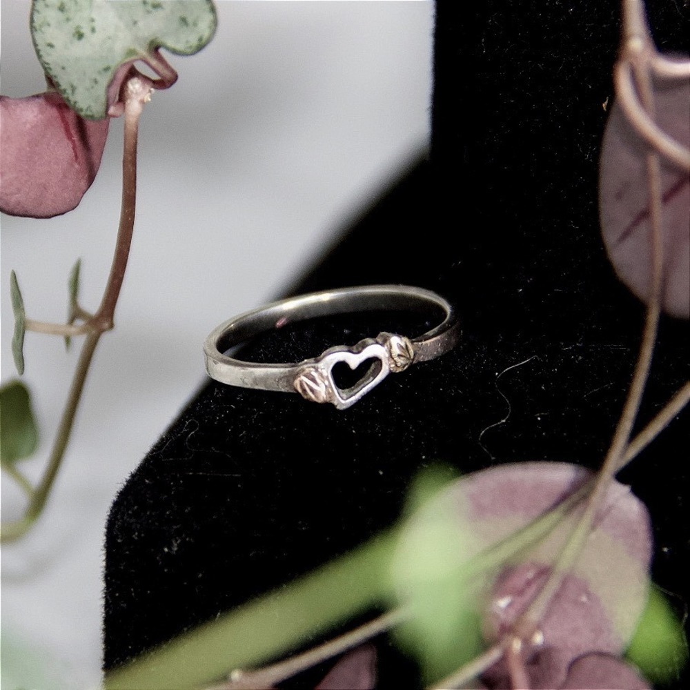 Sterling Silver 925 Open Heart Ring 14k Gold Leaf‎ Accents Size 6 Mixed Metal